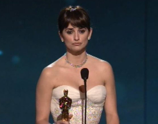 Illustration for article titled Oscars Recap: The Tears, The Flubs, And Sophia Loren